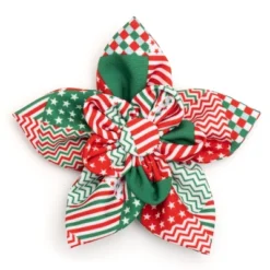 The Worthy Dog Americana Holiday Flower Accessory -Pet Shop GUEST 339a7991 9c8c 4491 a2a4 805e8960b6ff